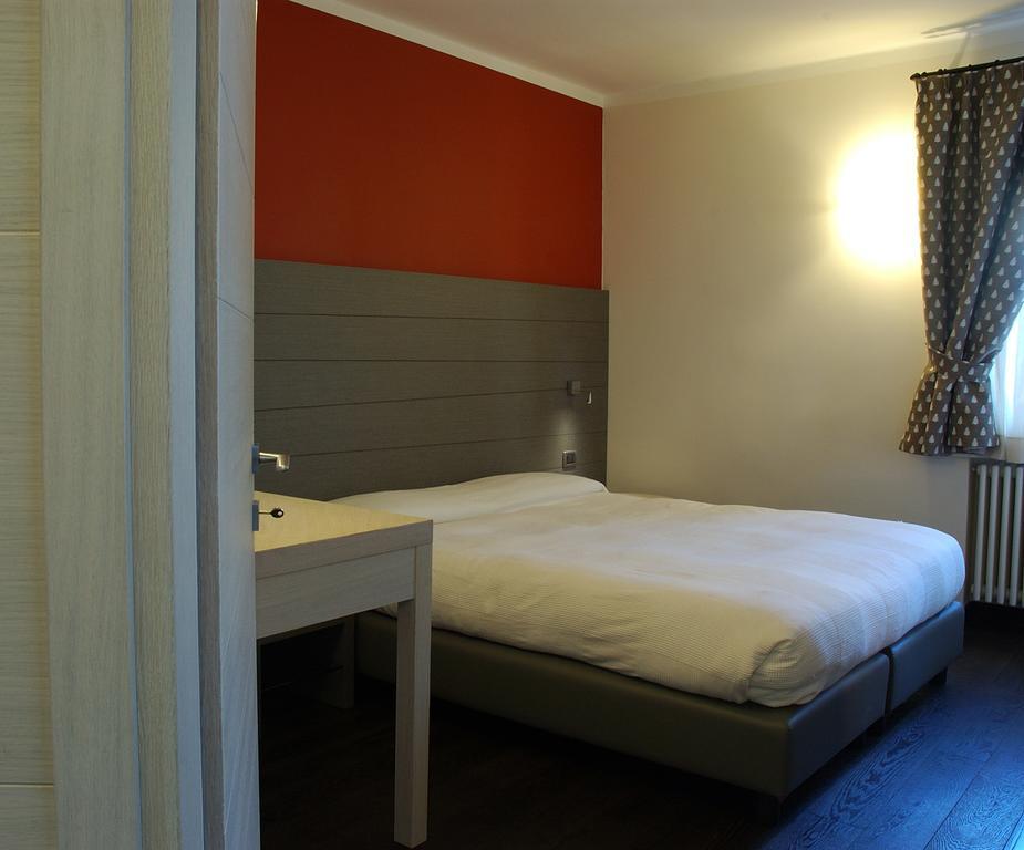 Hotel Bucaneve Bardonecchia Exterior photo